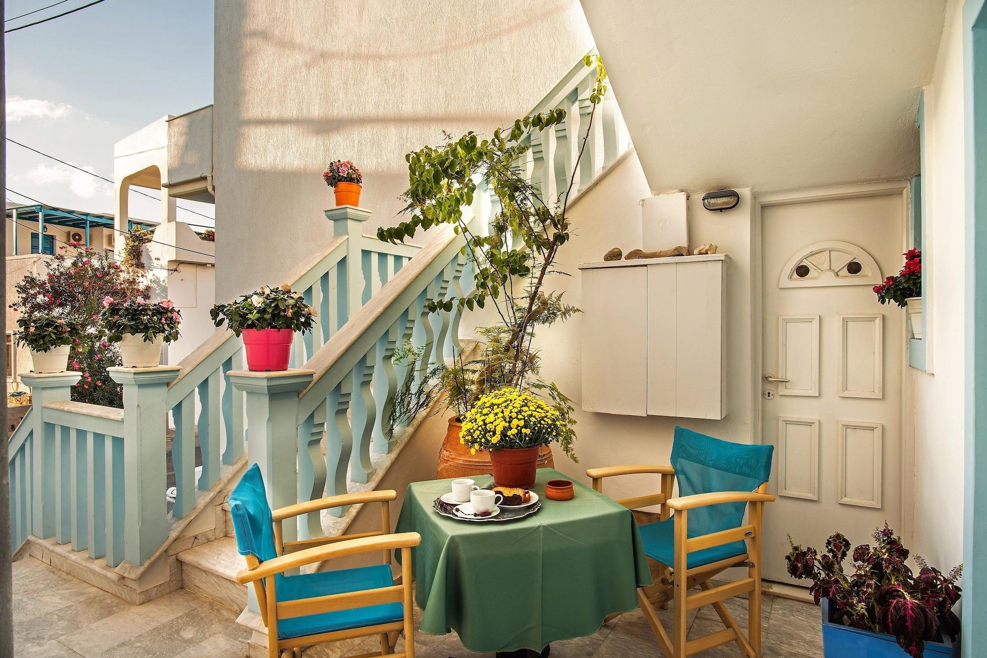 Hotel Dionysis Studios Адамас Экстерьер фото