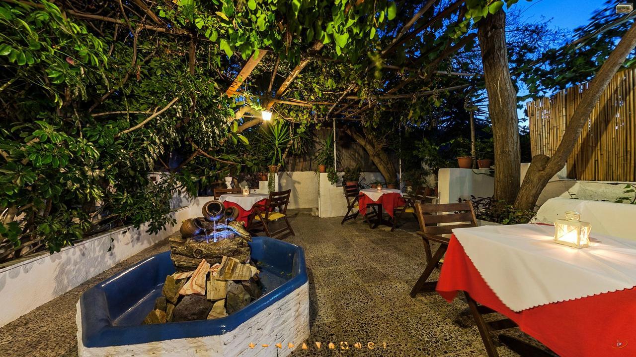 Hotel Dionysis Studios Адамас Экстерьер фото